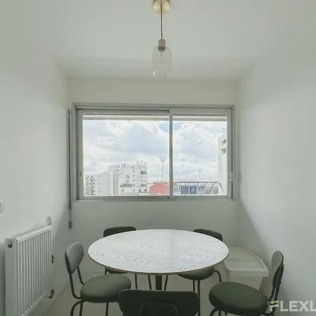 Flexliving - - Mouchez *