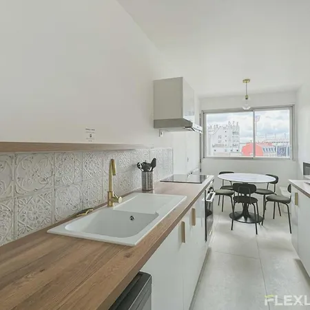 Flexliving - - Mouchez Holiday home